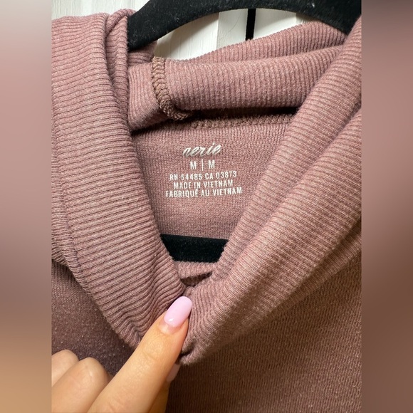 Aerie - Oversized Baggy Long Sleeve Turtleneck Cozy Mauve Cowl Neck Sweater - Picture 4 of 6